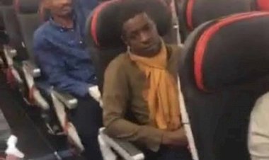 سودانيون يَتعرَّضون للضرب في مطار اسطنبول