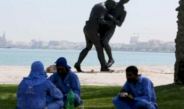 العمال الأجانب في الدوحة بين نيران العبودية و