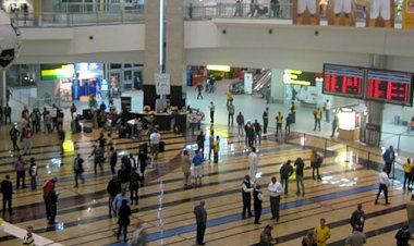 صحيفة تكشف كذب قطر بشأن إعادة الأفارقة العالقين بها