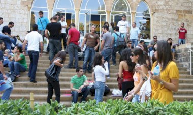 مليون عاطل في لبنان.. وشباب يؤكدون: هيمنة حزب الله وضعف الحكومة أضاع مستقبلنا