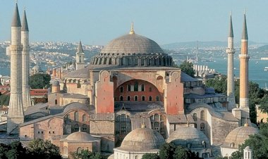 تحويل متحف «آيا صوفيا» إلى مسجد يتوّج اضطهاد «أردوغان» للمسيحيين منذ سنوات