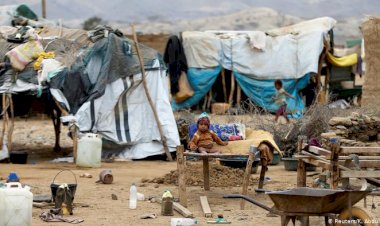 الطبيعة تقسو على اليمنيين.. السيول شردت الآلاف ورعب من احتمالية انهيار سد مأرب