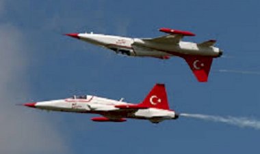 كاثمريني: تركيا تنتهك المجال الجوي اليوناني 33 مرة في يوم واحد