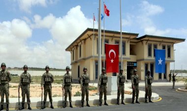 ما رأي الشارع التركي بإغلاق أكبر حزب كردي؟