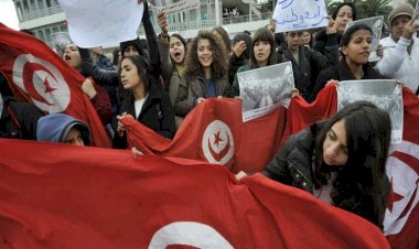 متظاهرون تونسيون يوضحون أسباب الاحتجاجات: نرفض حكم الإخوان