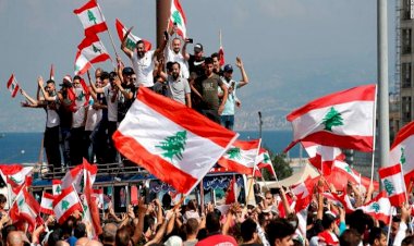 ثورة جياع قادمة أم صراع سياسي... احتجاجات لبنان غضب شعبي لا يهدأ