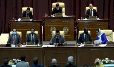 لضمان بقائهم في السلطة....نواب البرلمان الليبي يعرقلون تشكيل الحكومة المقترحة