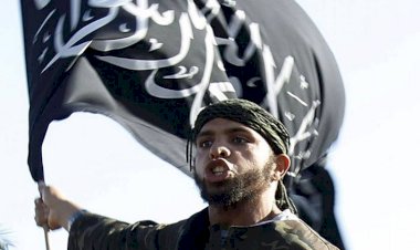 رغم الشعارات.. شبح السقوط يُداهم أحلام سيطرة الإخوان على برلمان الجزائر