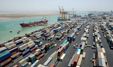 بسبب العجز بالعملة الصعبة… شلل الموانئ يعصف بطهران