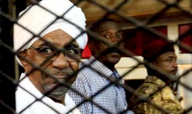 عمر البشير والسودان.. سجل حافل من الجرائم: 3 إبادات جماعية وجريمتا حرب