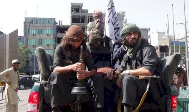 طالبان تبدأ مسلسل الإعدامات .. مسلحو الحركة يعدمون قائد شرطة بعد استسلامه