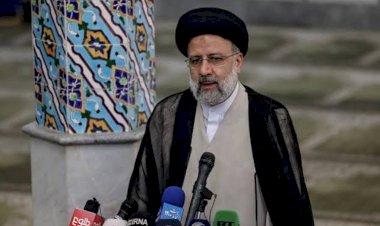 إيران إنترناشيونال: طهران تدخل عصرًا اقتصاديًا جديدًا عنوانه الفقر