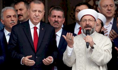 انتقادات حادة لرئيس الأئمة التركي بعد استغلاله الدين لصالح أردوغان