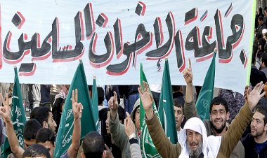 الانشقاقات والخلافات تضرب الإخوان.. خبراء ومحللون يكشفون مصير الجماعة الإرهابية