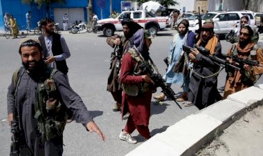 طالبان تحرم النساء من السفر واستخدام وسائل المواصلات