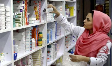 ارتفاع أسعار الأدوية يصل إلى 6 أضعاف في إيران قُبيل إلغاء الدولار الحكومي