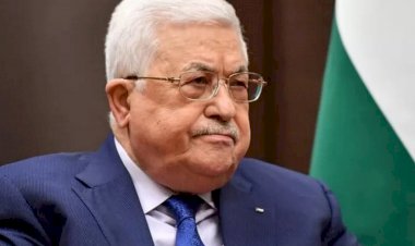 في زيارة عباس المثيرة للجدل إلى إسرائيل.. مستشاره يفجر الغضب الفلسطيني بتصريحاته: 