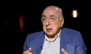 من عهد إلى وليه