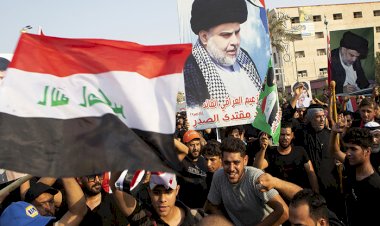 العراق.. اعتصامات الصدر وميليشيات إيران تهدد استقرار بلاد الرافدين