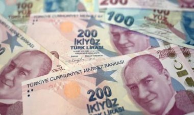 الليرة تواصل الانهيار.. أردوغان يخفض أسعار الفائدة ويزيد أزمات الاقتصاد