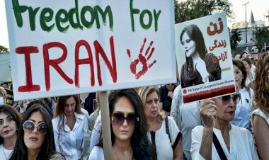 وحشية واستهداف للأقليات.. قصة 70 يوماً من الاحتجاجات الإيرانية والغضب الشعبي