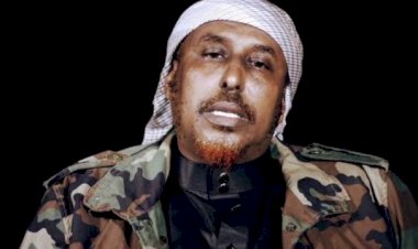 رصدت واشنطن 10 ملايين دولار مقابل معلومات عنه.. مَن هو أبو عبيدة زعيم حركة الشباب؟