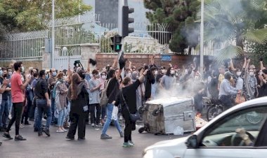 قرصنة حكومية.. إيران تخترق حسابات المتظاهرين لإدانتهم والتجسس عليهم