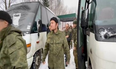 الإمارات..دبلوماسية متعددة تنجح في تحرير 63 أسيرًا روسيًّا في أوكرانيا