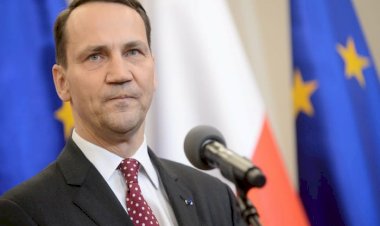 عضو البرلمان الأوروبي يفند أكاذيب تلقيه أموال من الإمارات: بالأدلة كل ما أقوم به قانوني