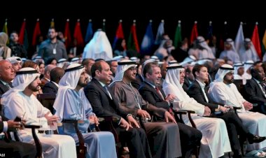 نجاح كبير لقمة الحكومات في دبي.. خبراء يرصدون