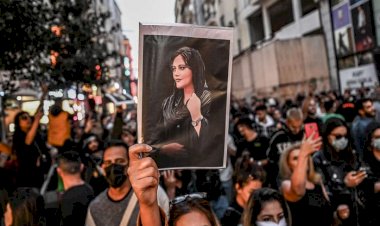 عقوبات أسترالية ضد إيران رداً على انتهاكات حقوق إنسان وحرب أوكرانيا