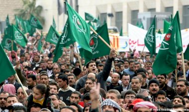 قيادي إخواني منشق: الخلاف بين جبهتي الإخوان بدأ مرحلة جديدة تتسم بالعلانية والحدة الشديدة