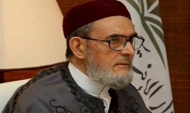 فتاوى الصادق الغرياني لخدمة الإرهاب.. ما التفاصيل؟