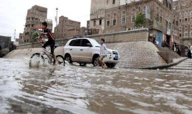 الأمطار الغزيرة تثير ذعر آلاف اليمنيين خوفًا من الفيضانات والآثار الكارثية