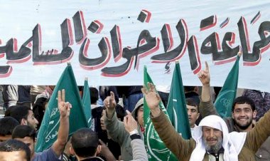 تخابر وخيانة.. الجماعة الإرهابية تفضح نفسها بالتعاون مع المخابرات الأجنبية