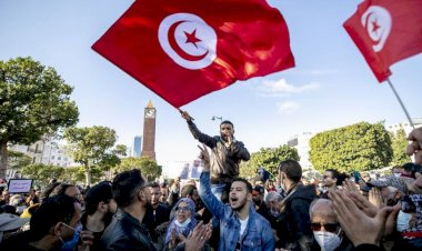 كلمة السر وراء التمويلات الخارجية في لعبة الأحزاب السياسية في تونس