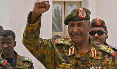 رسائل البرهان من لقائه مع زيلينسكي.. مستعداً للقاء حميدتي ويدعم الحل السلمي