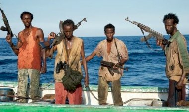 اختطاف سفينة يعيد القراصنة الصومالية للواجهة