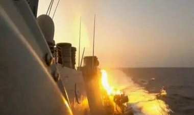 كيف تُؤثِّر هجمات الحوثيين على السفن في البحر الأحمر على التجارة العالمية؟