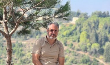 القيادي هادي مصطفى اغتالته إسرائيل اليوم بجنوب لبنان.. رائدًا في قسم البناء التابع لحركة حماس