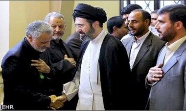 من هو مجتبي خامنئي الذي تنحني أمامه زعماء ايران؟