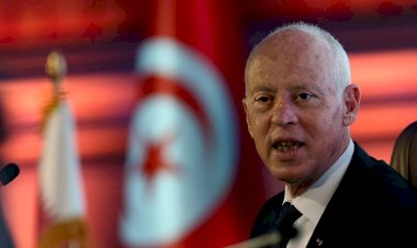 رسائل قيس سعيد للإخوان.. كشف الأهداف وتأكيد السيادة الوطنية