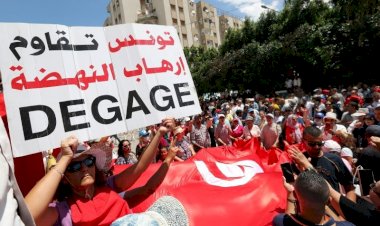 محللة تونسية تكشف مساعي الدولة لكشف مخطط الإخوان الإرهابي لنشر التطرف والإرهاب