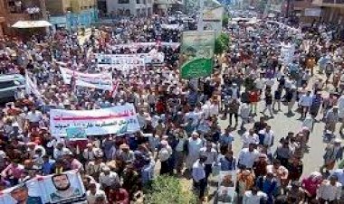 انتفاضة شعبية ضد الإخوان.. ماذا يحدث في تعز اليمنية؟