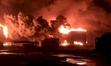 حرائق الحديدة عرض مستمر  لفشل الحوثي في احتواء الموقف