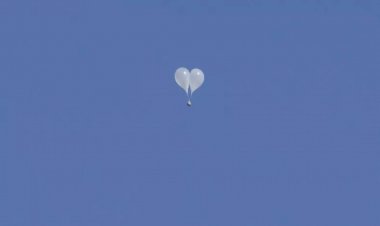 تهديدات بيولوجية.. بالونات القمامة الكورية الشمالية تثير الذعر في الجارة الجنوبية