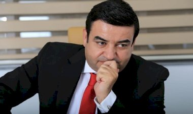 في 37 قضية.. رفع عقوبة السجن لـ عياشي زمال إلى 35 عامًا