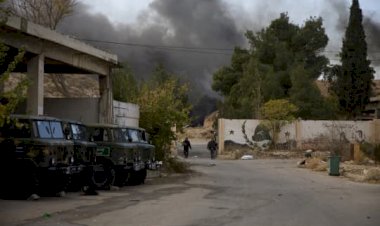 وول ستريت: إسرائيل تقصف مستودعات الأسلحة السورية وأنظمة الدفاع الجوي