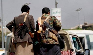 محلل يمني: تجنيد الحوثيين للأطفال يعكس انتهاكًا صارخًا للقانون الدولي ويهدد مستقبل الأجيال