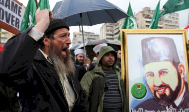 إبراهيم ربيع: الحرب الفرنسية على الإخوان تهدف إلى قطع أوصال التنظيم في أوروبا